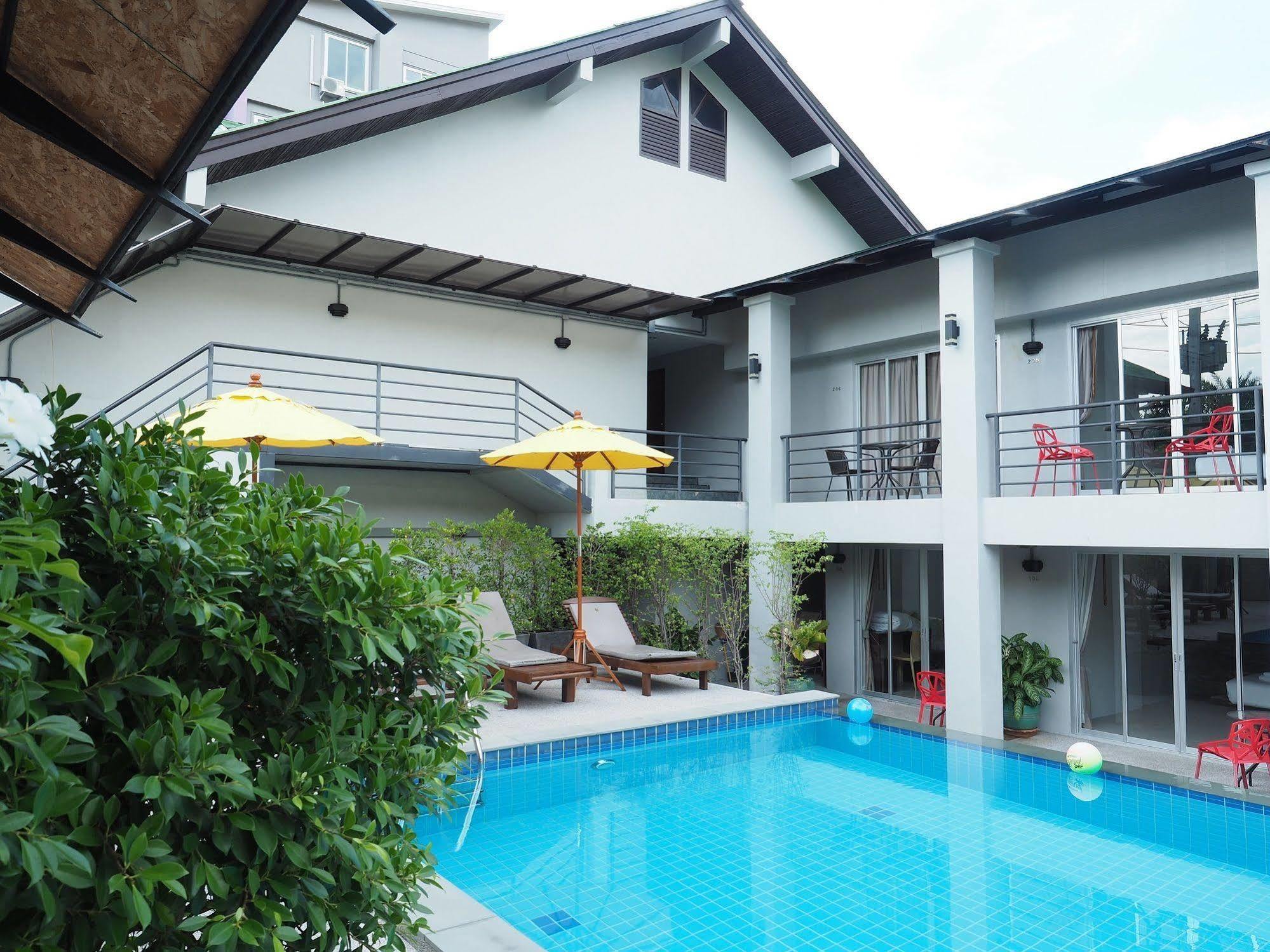 The Nest Resort Patong Exterior foto